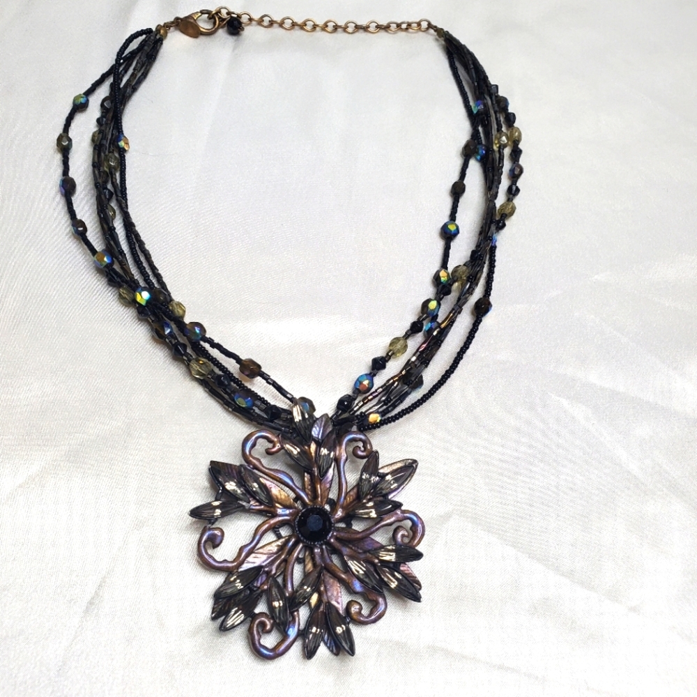 Chico’s Rhinestone‎ Flower Pendant 5 Strand Necklace Gothic Dark Iridescent